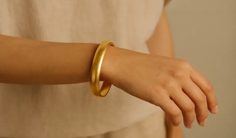 Rüyada Kolunda Altın Bilezik Görmek